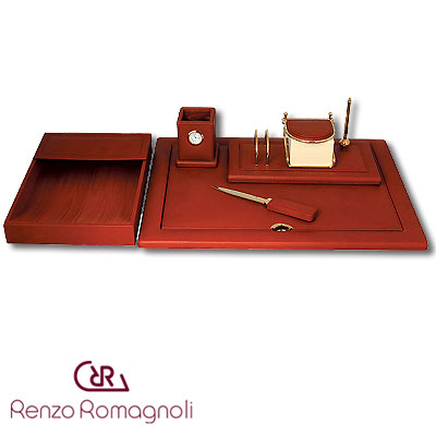 Настольный набор, светло-коричневый Renzo Romagnoli 2007 г инфо 7813c.